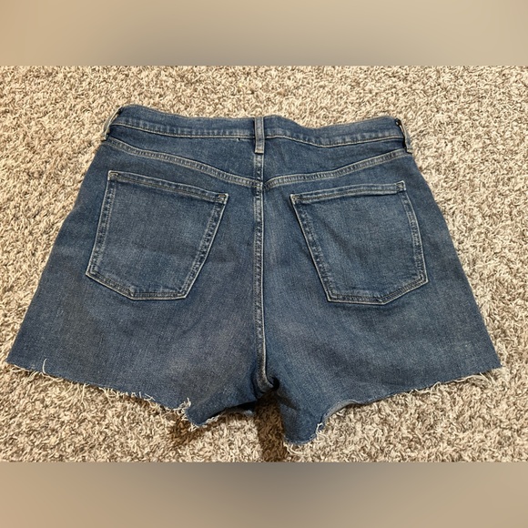 Old Navy SKY-HI A-LINE Distressed Denim Shorts - Picture 2 of 2